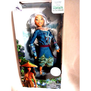 NEW IN BOX! Disney RAYA AND THE LAST DRAGON Human Sisu DOLL NEVER OPENED Collect